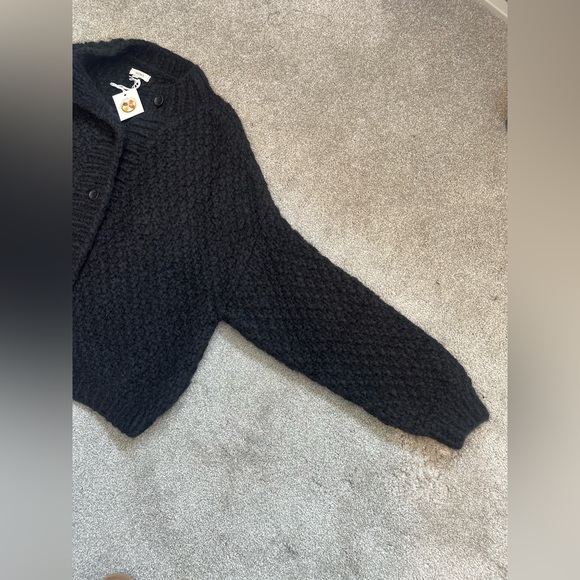 NWT Ozma Bell Hand Knit Cardigan in Alpaca Blend in Black size M/L - Picture 6 of 13